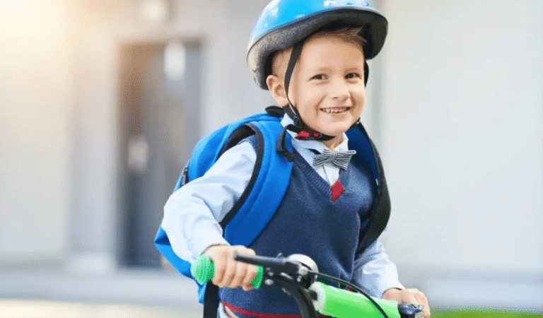 استخدام التكنولوجيا القابلة للارتداء (Wearables) لدعم الأطفال المصابين بالتوحد