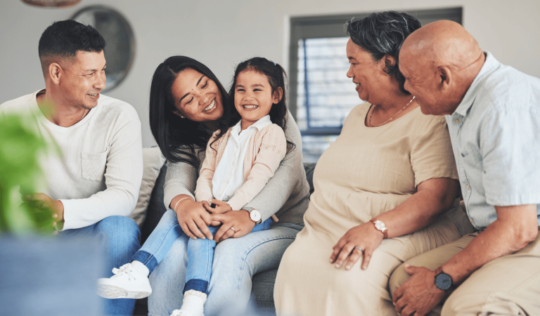 كيف تخبر بقية العائلة بتشخيص التوحد؟